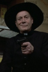 Trading Places [Denholm Elliott]